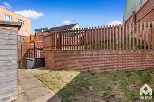 Photo 17- click for photo gallery